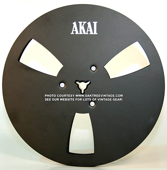 AKAI 7 Inch Metal Take Up reel with 1/4 Inch Tape